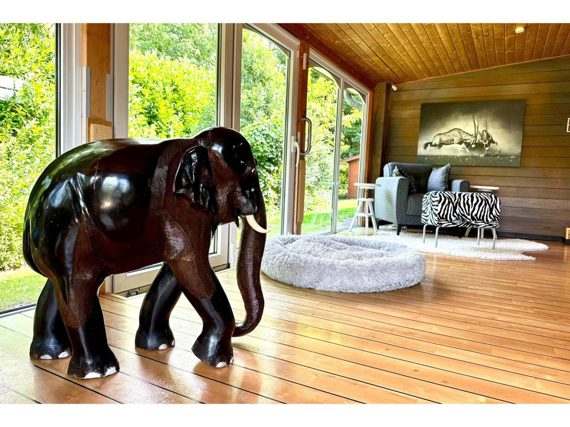 Lodge Of Africa - Einzigartige Themenzimmer, Eingezaeunten Garten, Sauna, Whirlpool & Kamin, Hunde Willkommen, Gasgrill, Voll Ausgestattete Kueche, Grosser Essbereich, Hamburg & Stade In Der Naehe Twielenfleth Exteriér fotografie